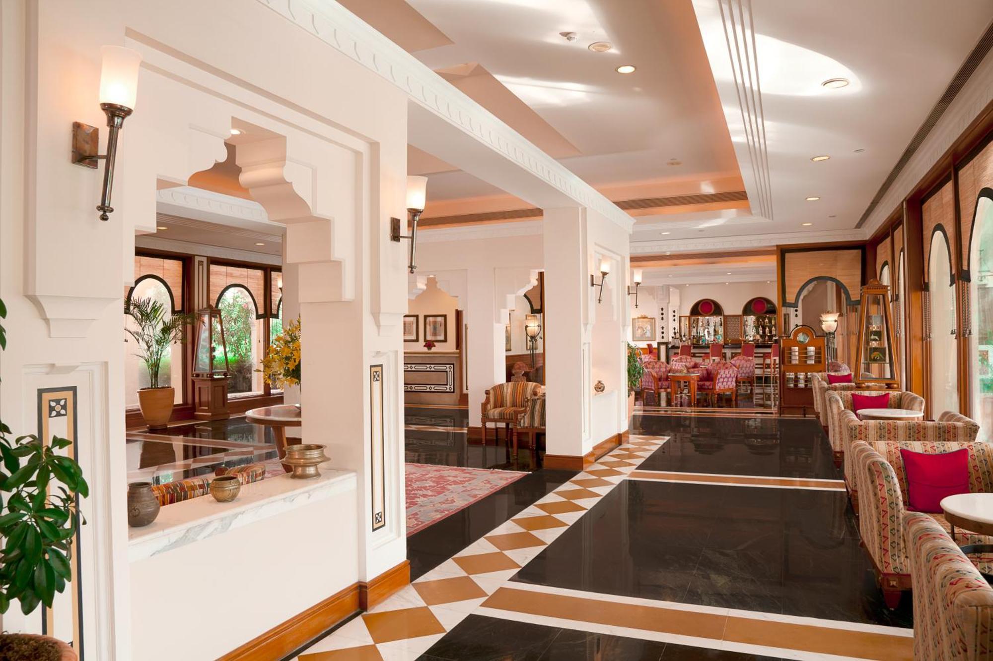 Trident Jaipur Hotel Exterior photo